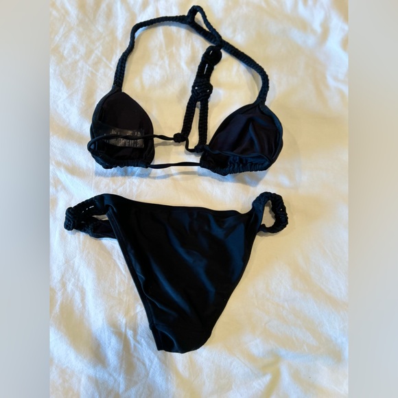 Topshop Crotchet Accent Bikini - Picture 2 of 4